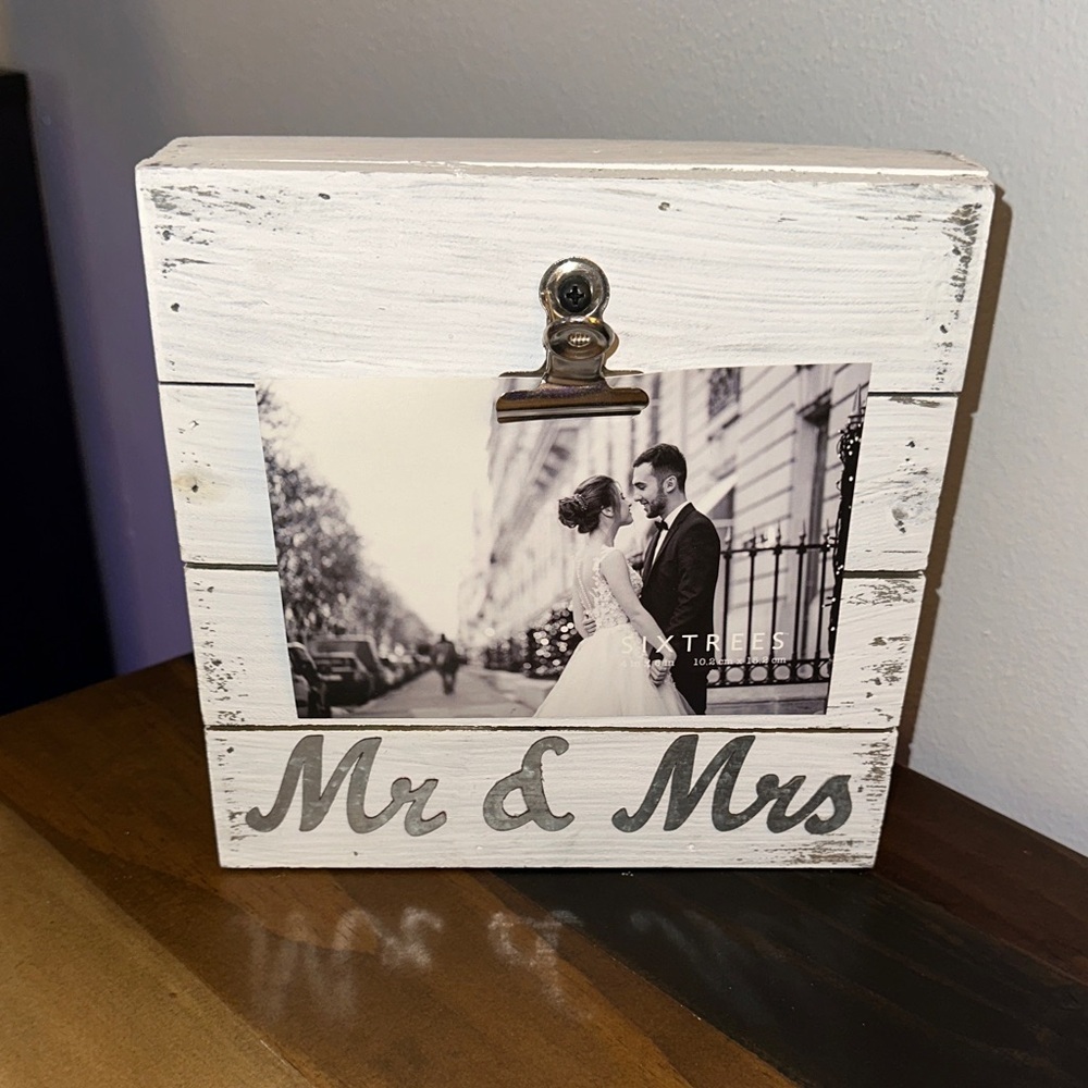 Sixtrees Mr and Mrs Rustic Wood Clip Photo Frame 8x8 Holds 4x6 Picture